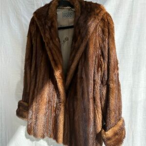 Luxurious women’s brown natural mink fur short coat by Jordan Marsh. Size small